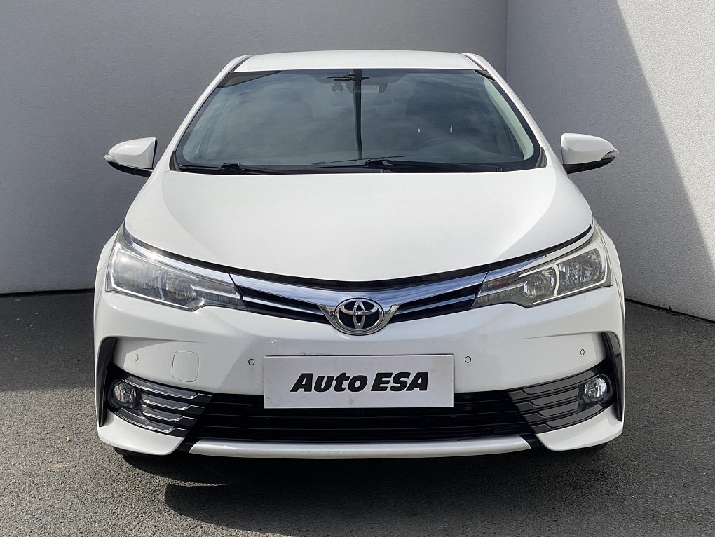 Toyota Corolla 1.6 i 