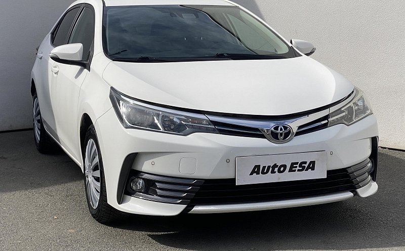 Toyota Corolla 1.6 i 