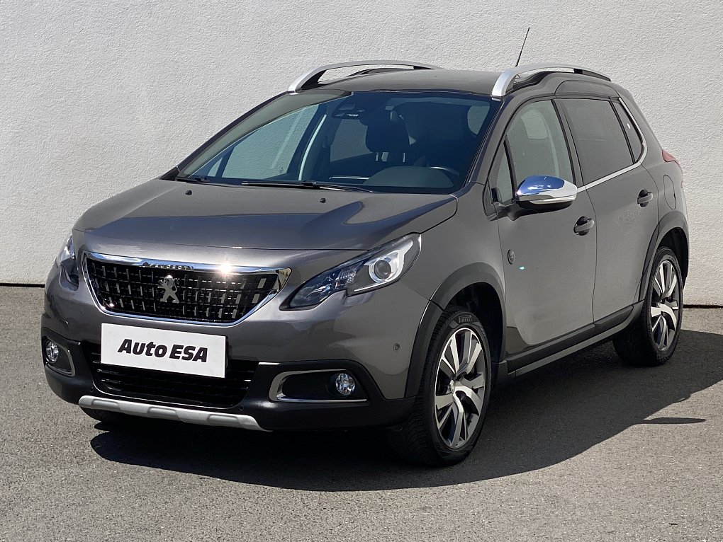Peugeot 2008 1.2PT Crossway