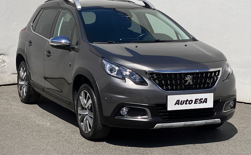 Peugeot 2008 1.2PT Crossway
