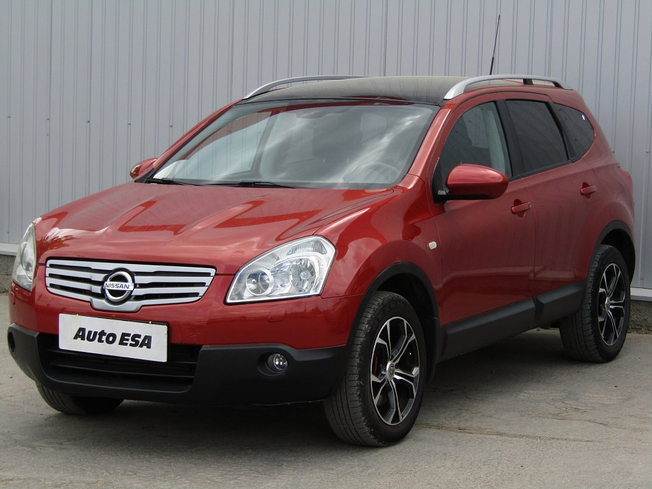 Nissan Qashqai 2.0 dCi  4x4, 7míst