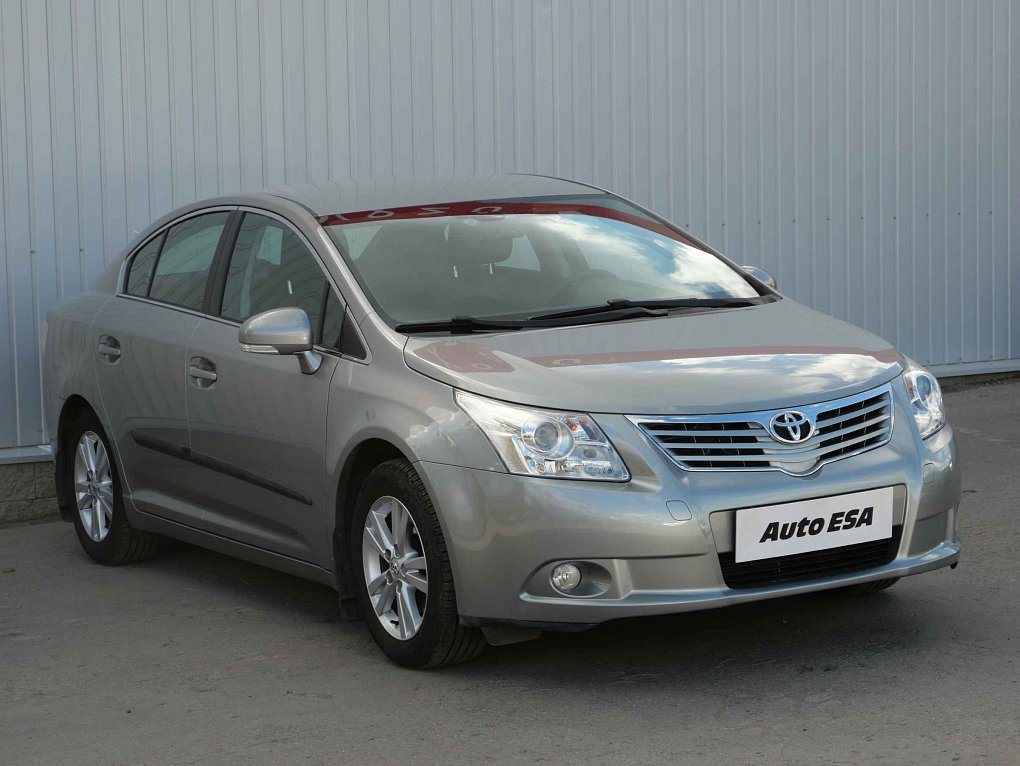 Toyota Avensis 1.8i 