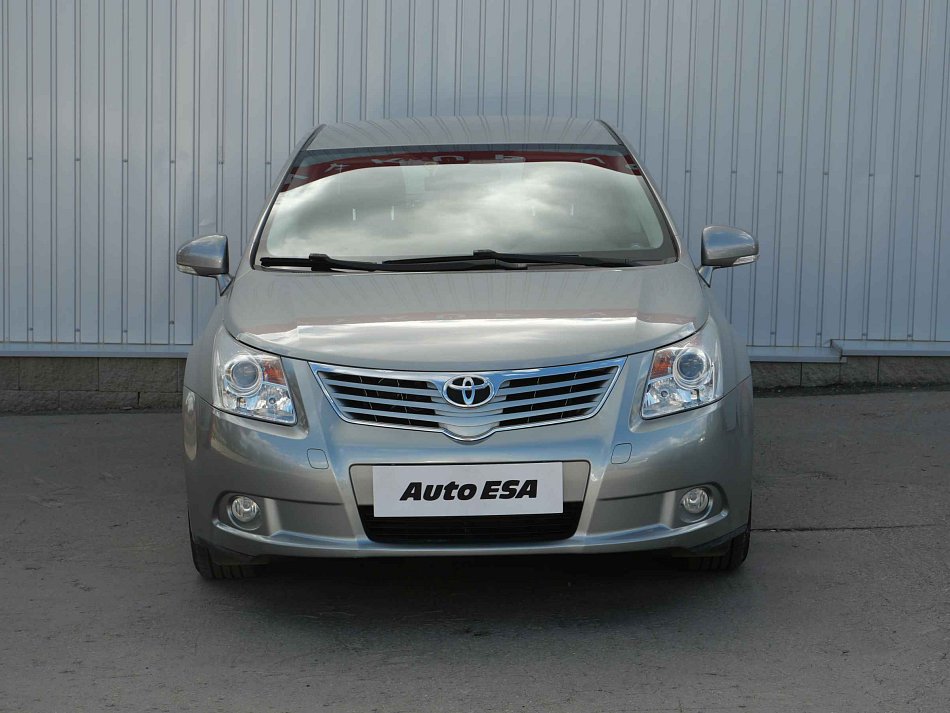 Toyota Avensis 1.8i 