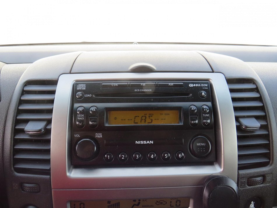 Nissan Pathfinder 2.5dCi  4x4, 7míst