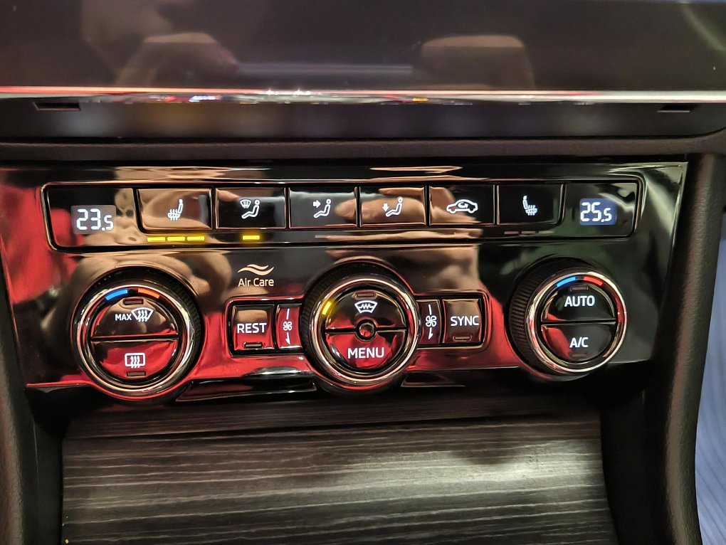 Škoda Superb III 2.0TDi Style