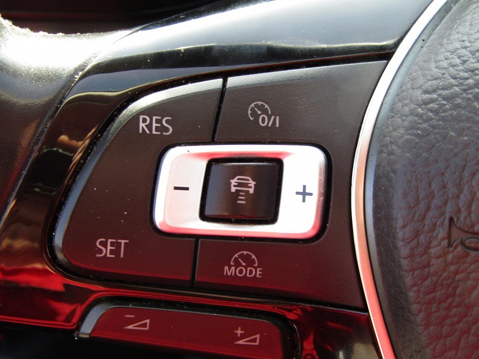 Volkswagen Passat 2.0 TDi Highline