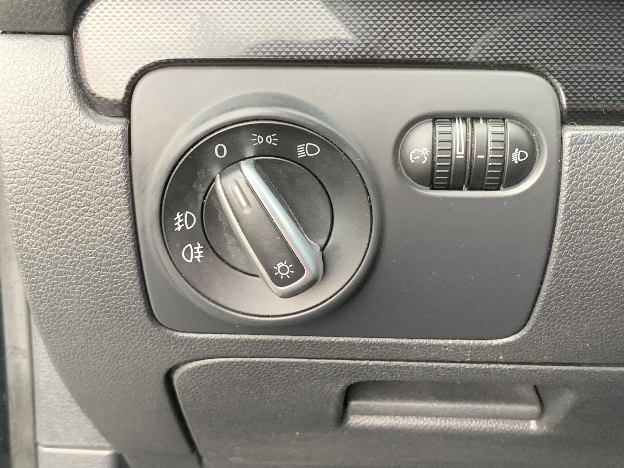 Volkswagen Golf, 2009 - pohled č. 16