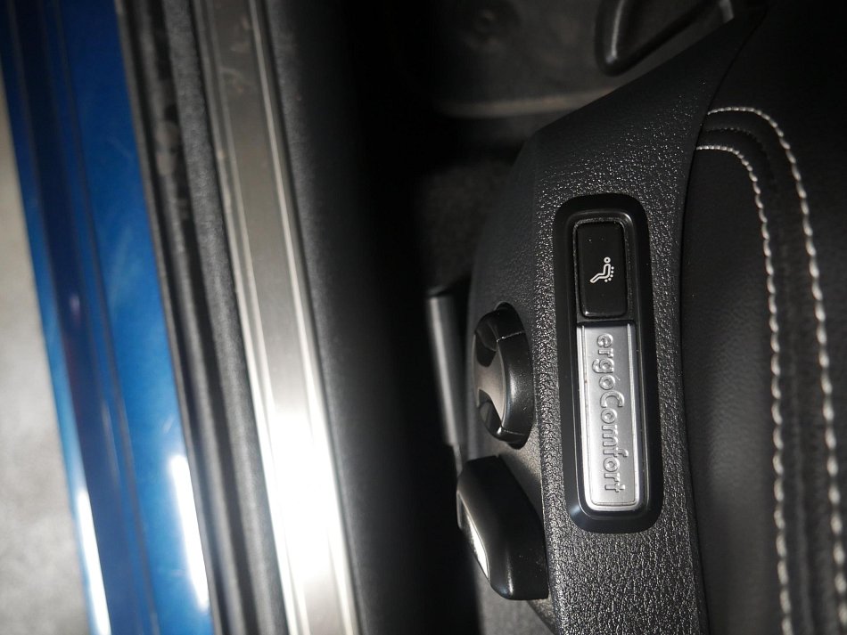 Volkswagen Passat 2.0 TDi Elegance