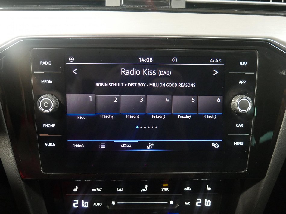 Volkswagen Passat 2.0 TDi Elegance