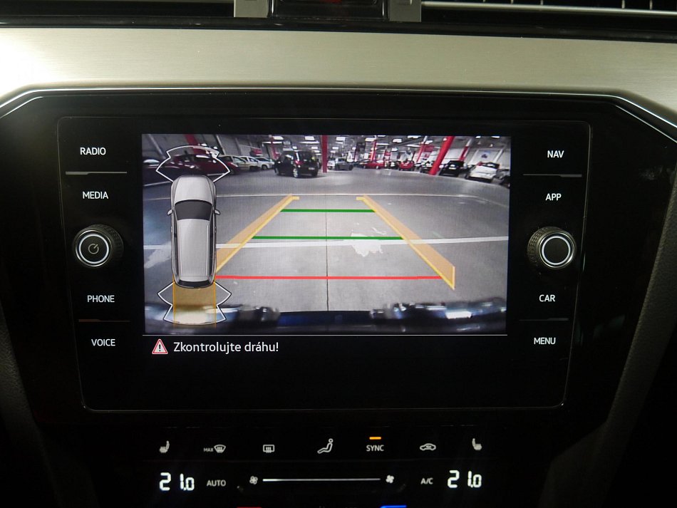 Volkswagen Passat 2.0 TDi Elegance