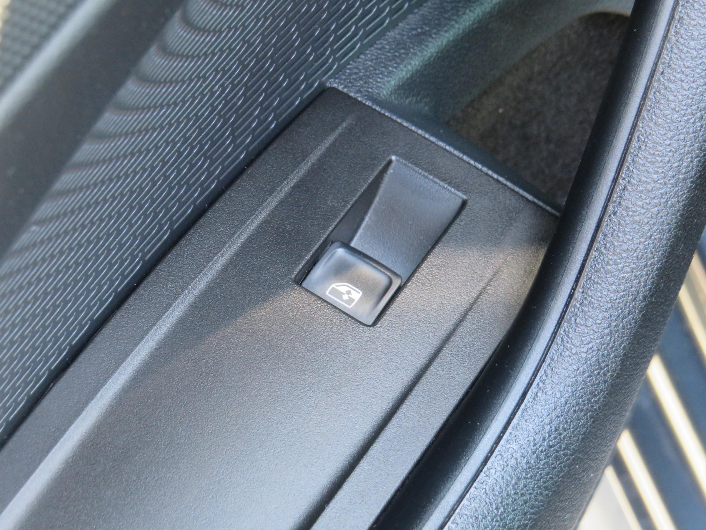 Škoda Octavia IV, 2021 - pohled č. 13