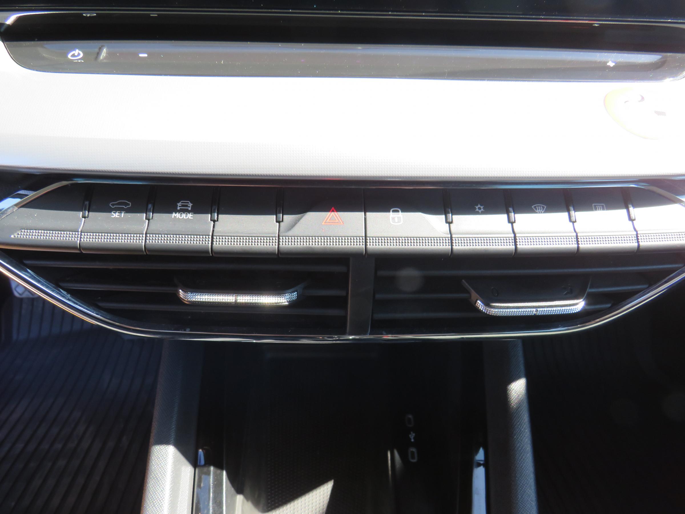 Škoda Octavia IV, 2021 - pohled č. 16