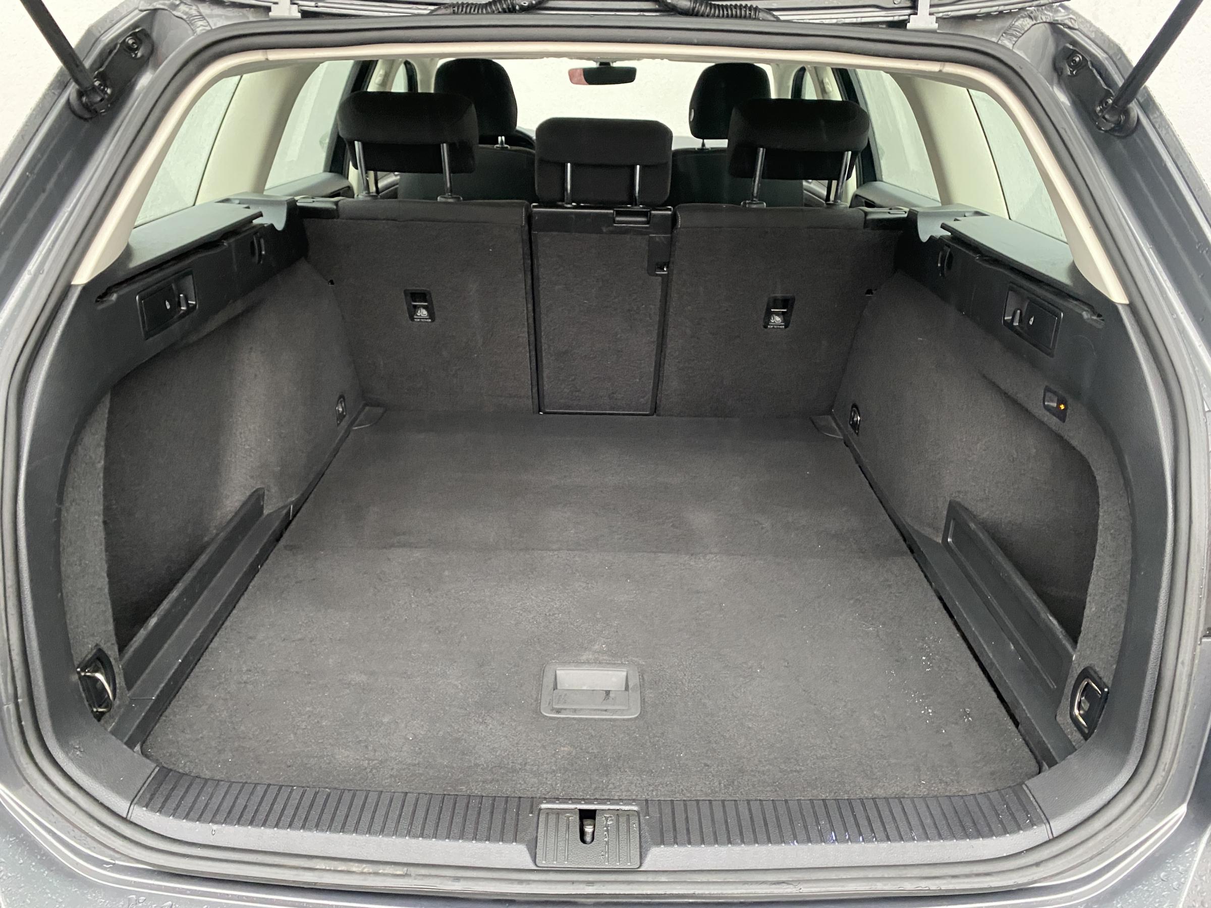 Volkswagen Passat, 2017 - pohled č. 7