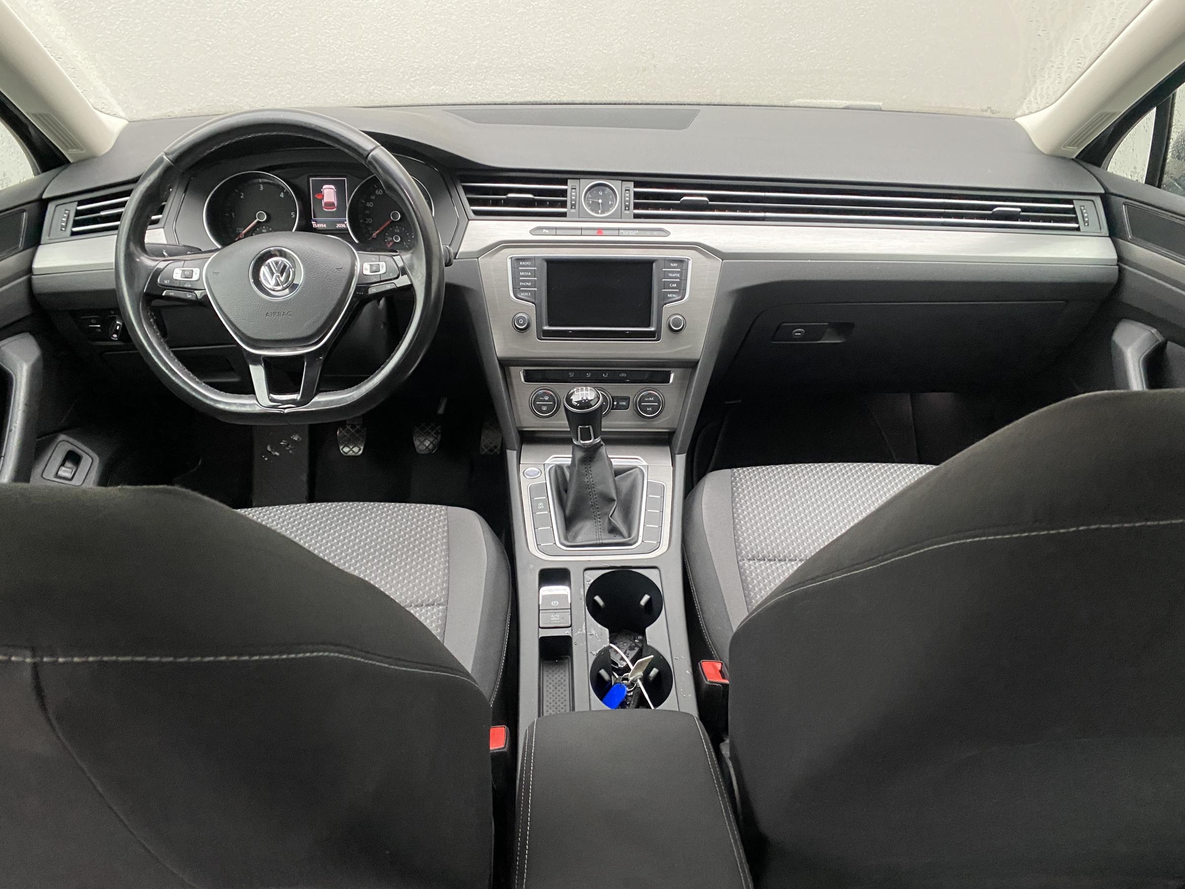 Volkswagen Passat, 2017 - pohled č. 8