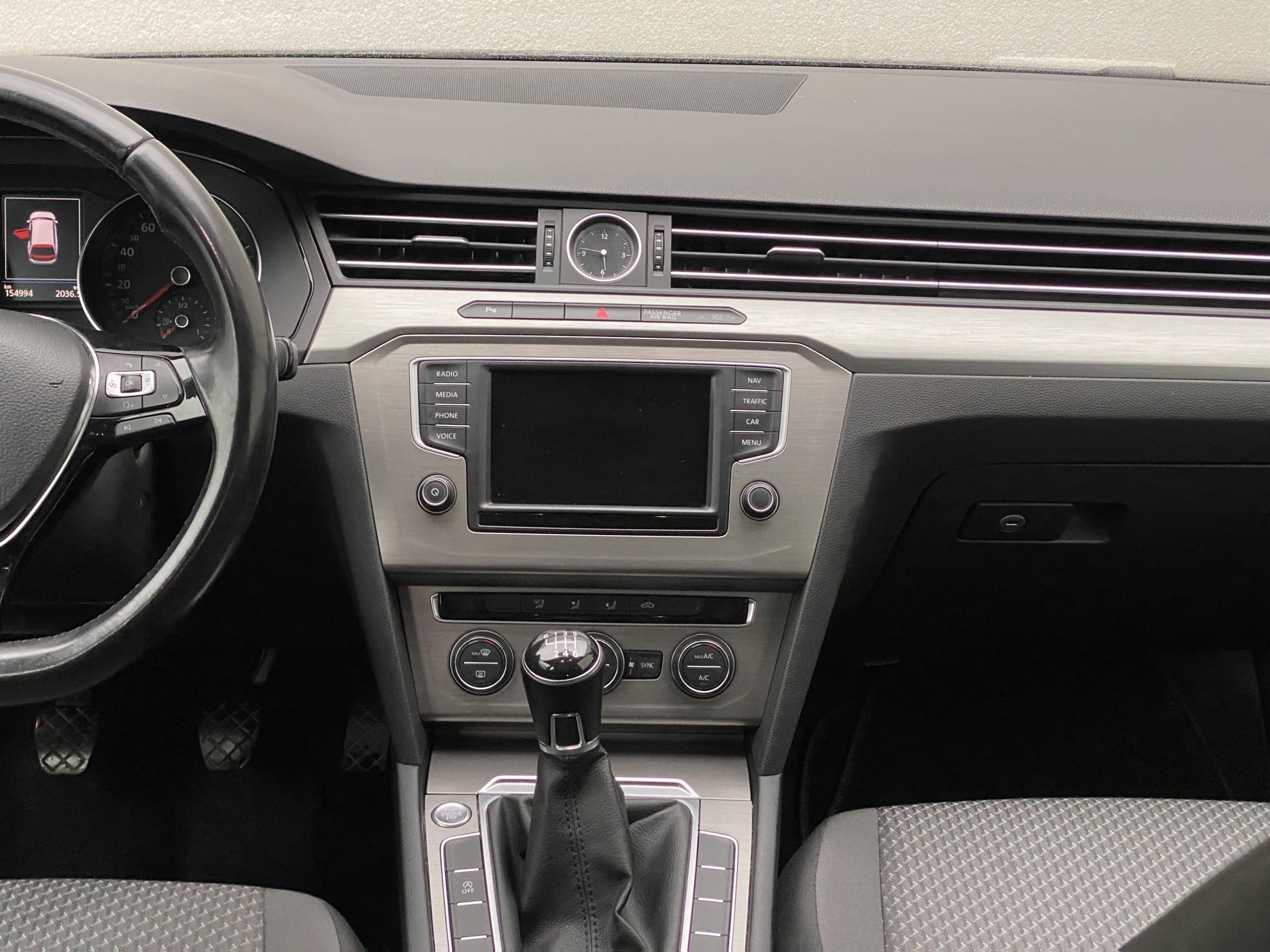 Volkswagen Passat, 2017 - pohled č. 9