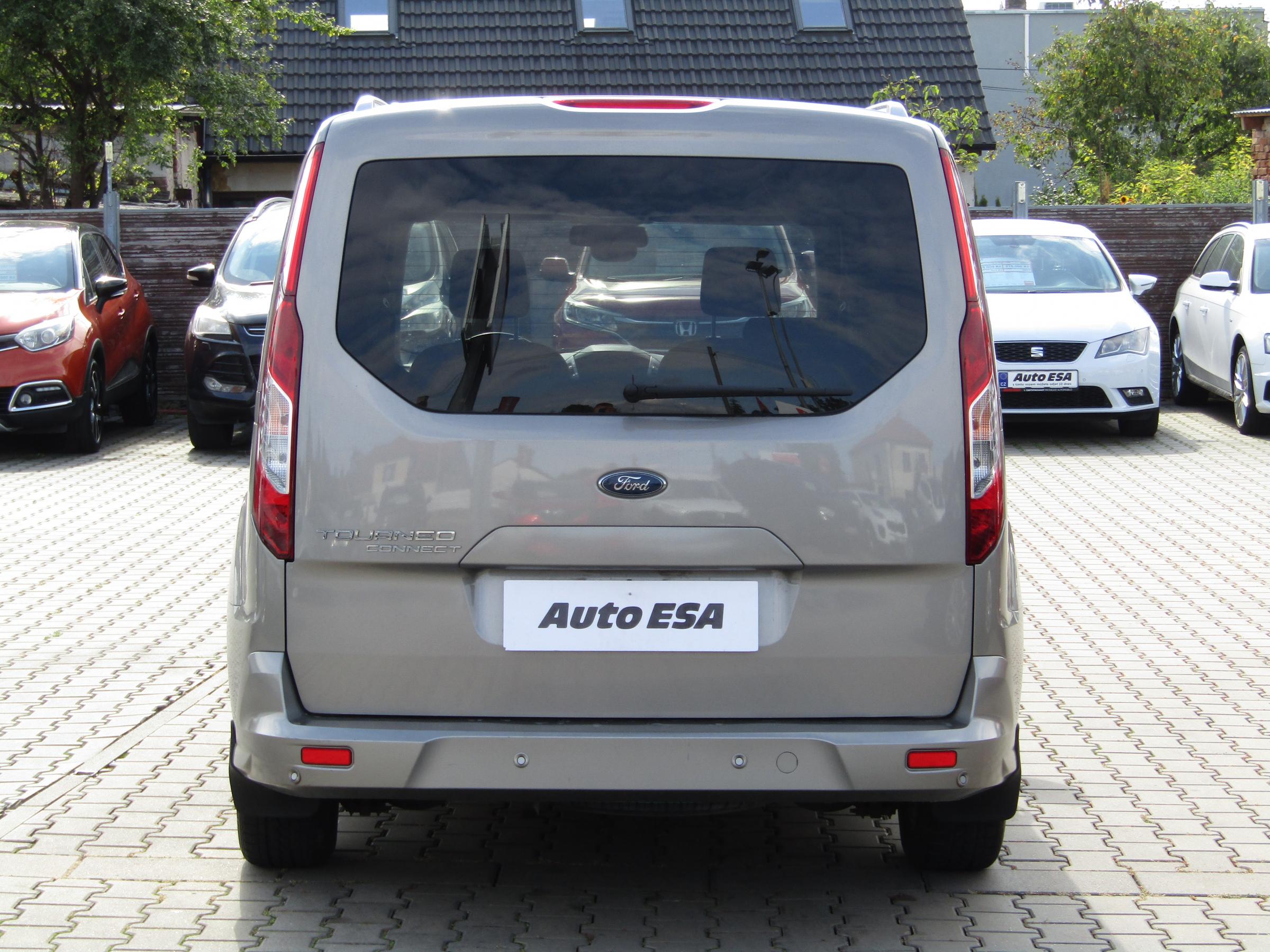 Ford Tourneo Connect, 2017 - pohled č. 5