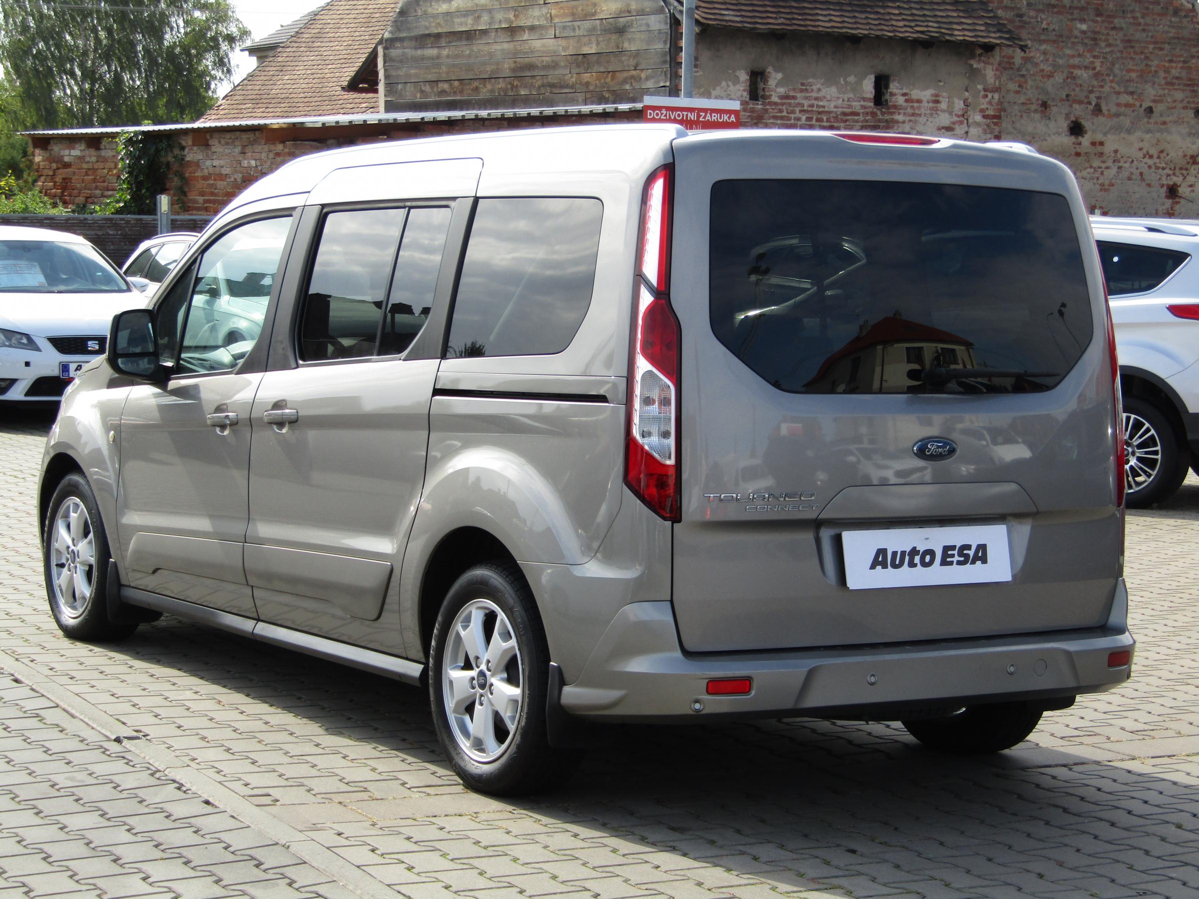 Ford Tourneo Connect, 2017 - pohled č. 6