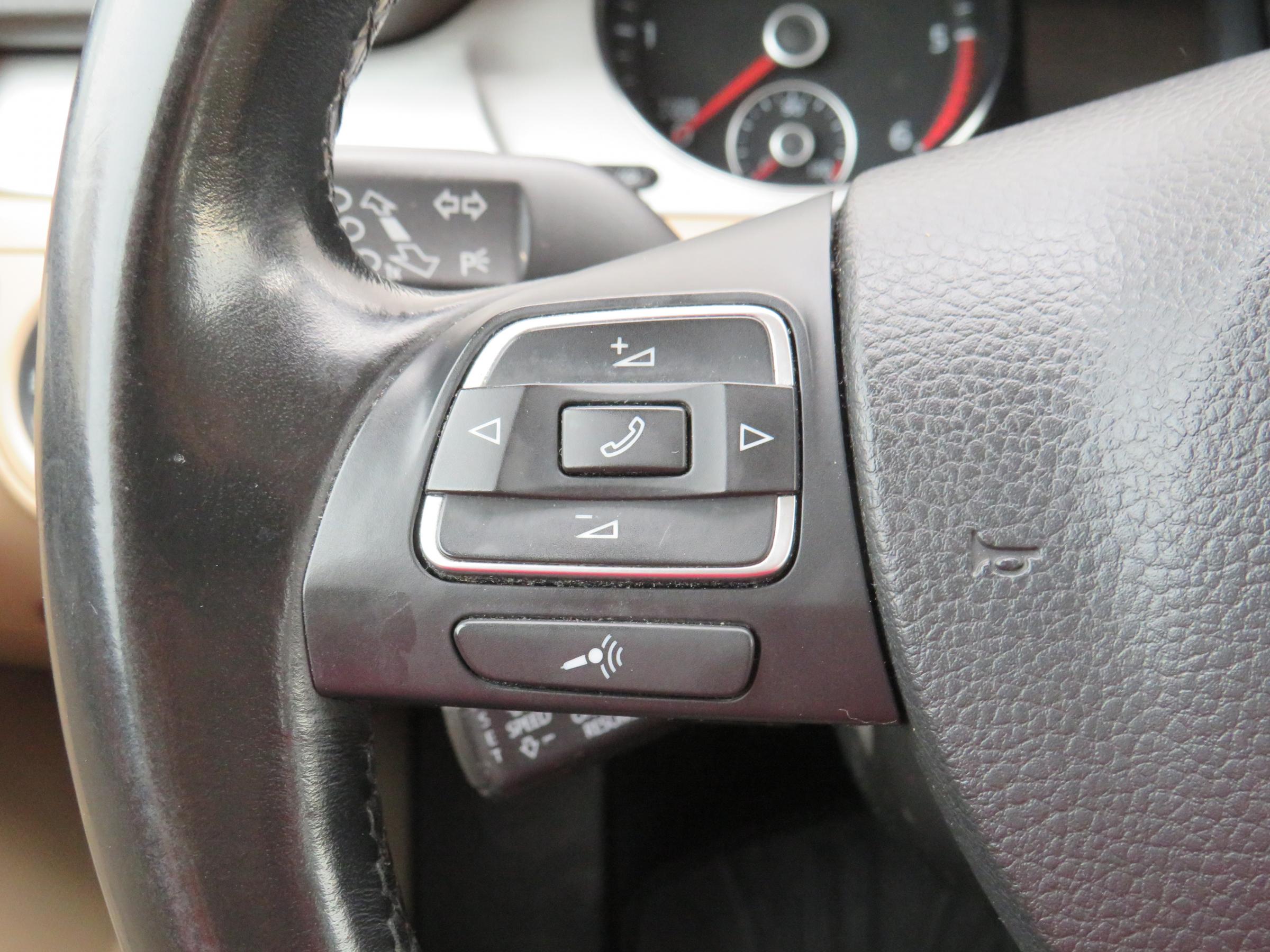 Volkswagen Passat, 2014 - pohled č. 17