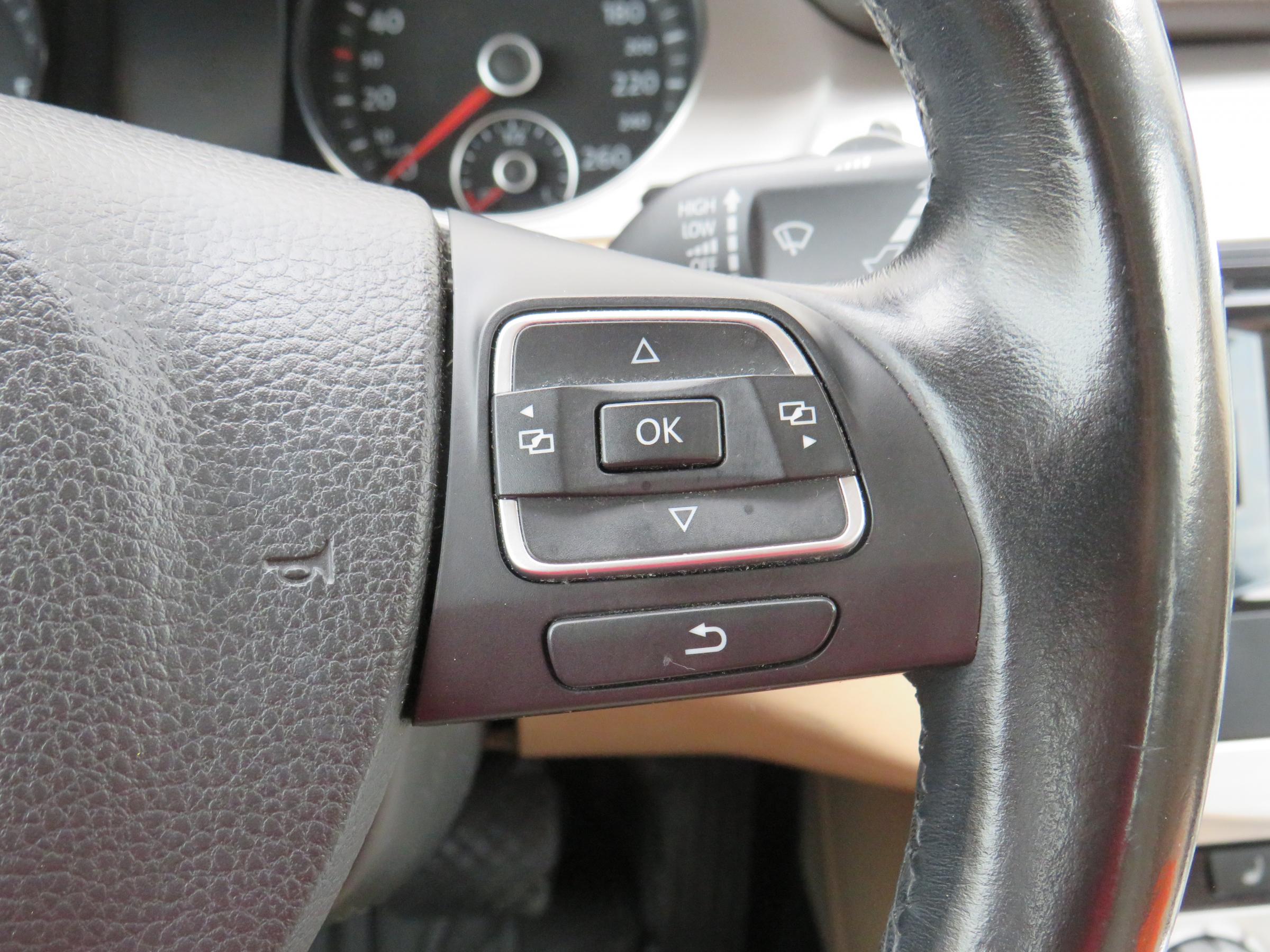 Volkswagen Passat, 2014 - pohled č. 18