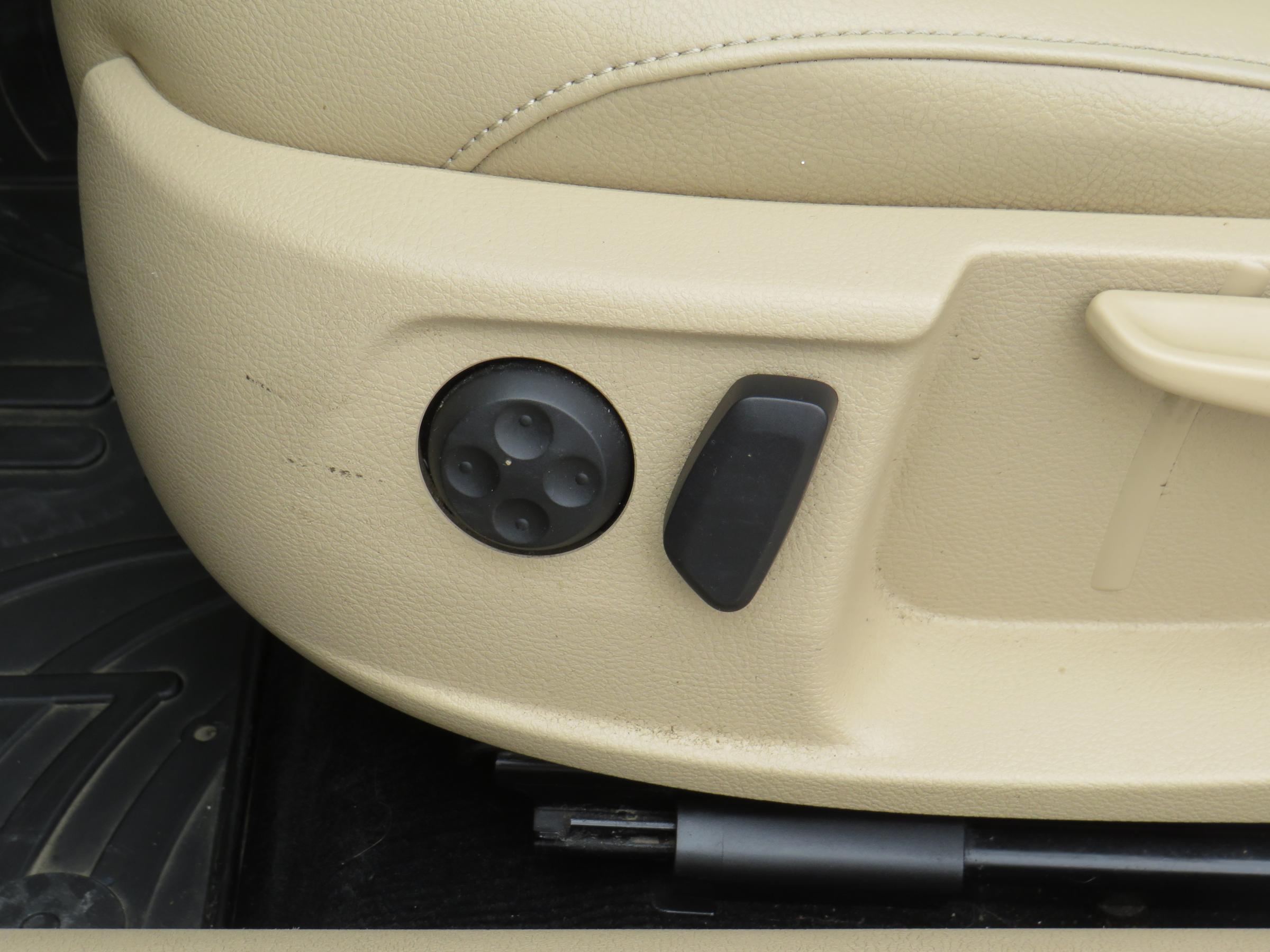 Volkswagen Passat, 2014 - pohled č. 19