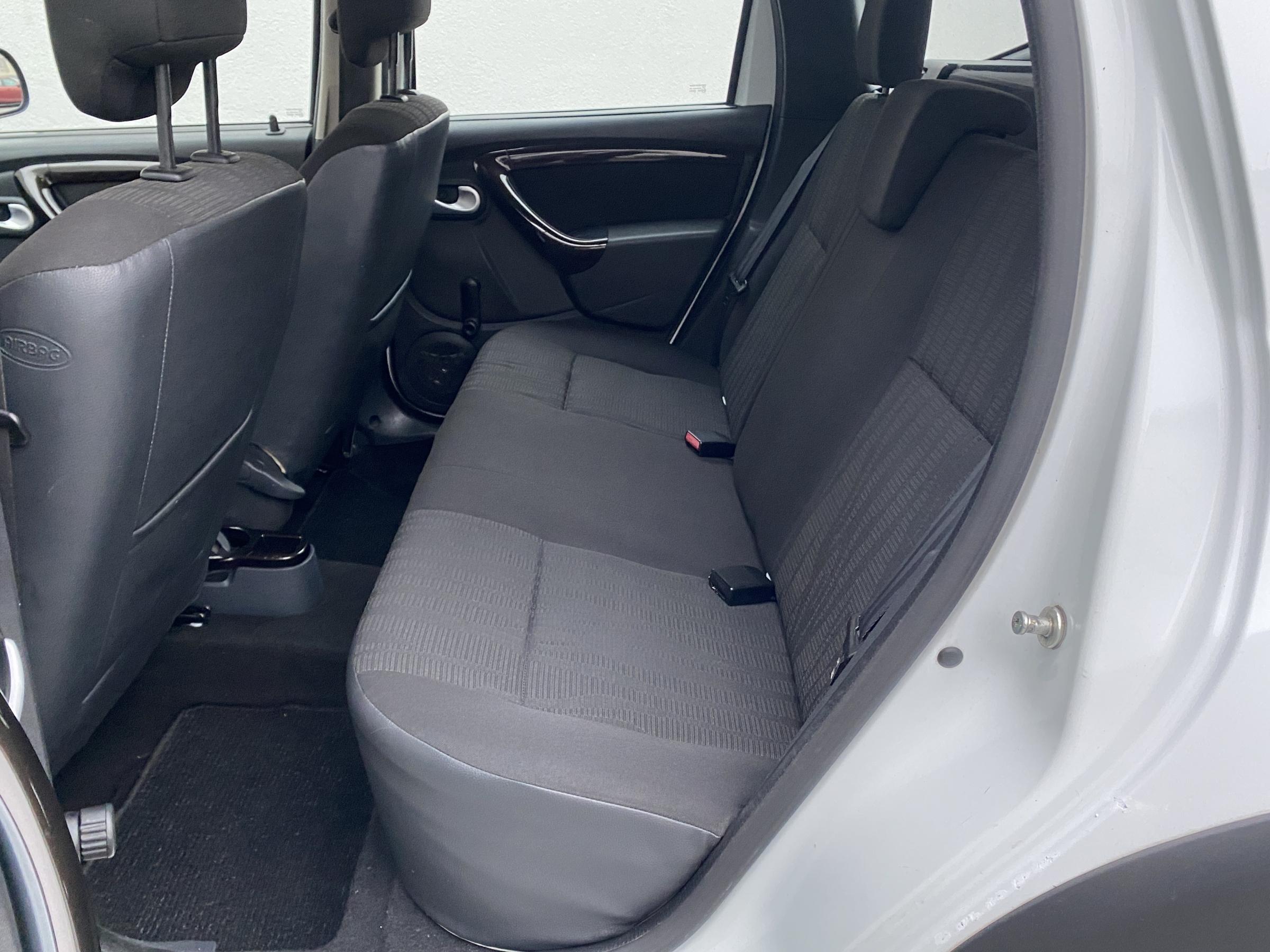 Dacia Duster, 2011 - pohled č. 10