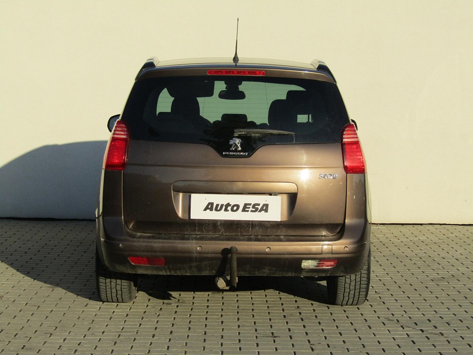 Peugeot 5008 2.0HDi 