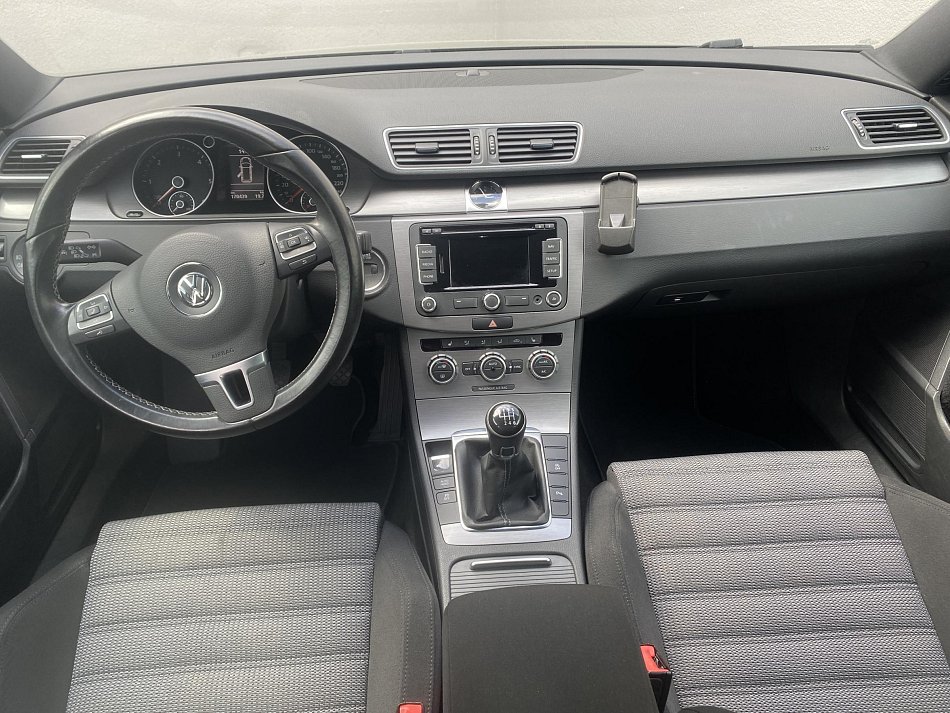 Volkswagen Passat 2.0 TDi Business