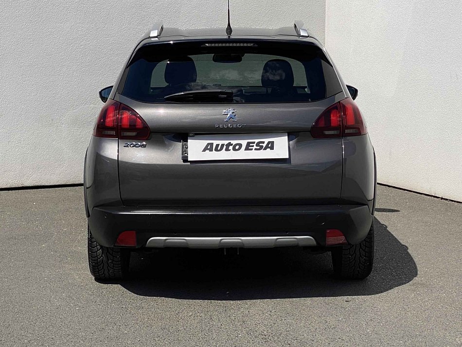 Peugeot 2008 1.2PT Crossway