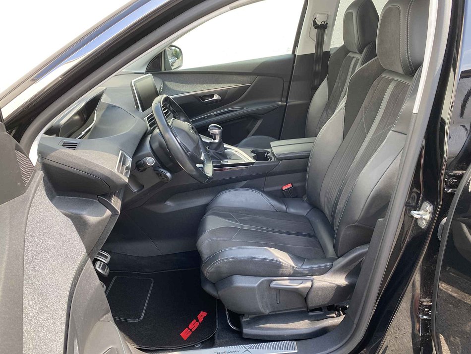 Peugeot 3008 1.2PT Crossway