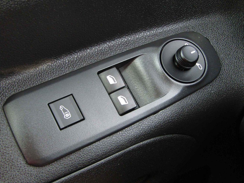 Peugeot Partner 1.5HDi  MAXi DÍLNA