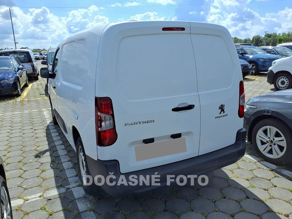 Peugeot Partner 1.5HDi Premium MAXi DÍLNA