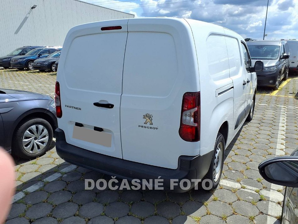 Peugeot Partner 1.5HDi Premium MAXi DÍLNA