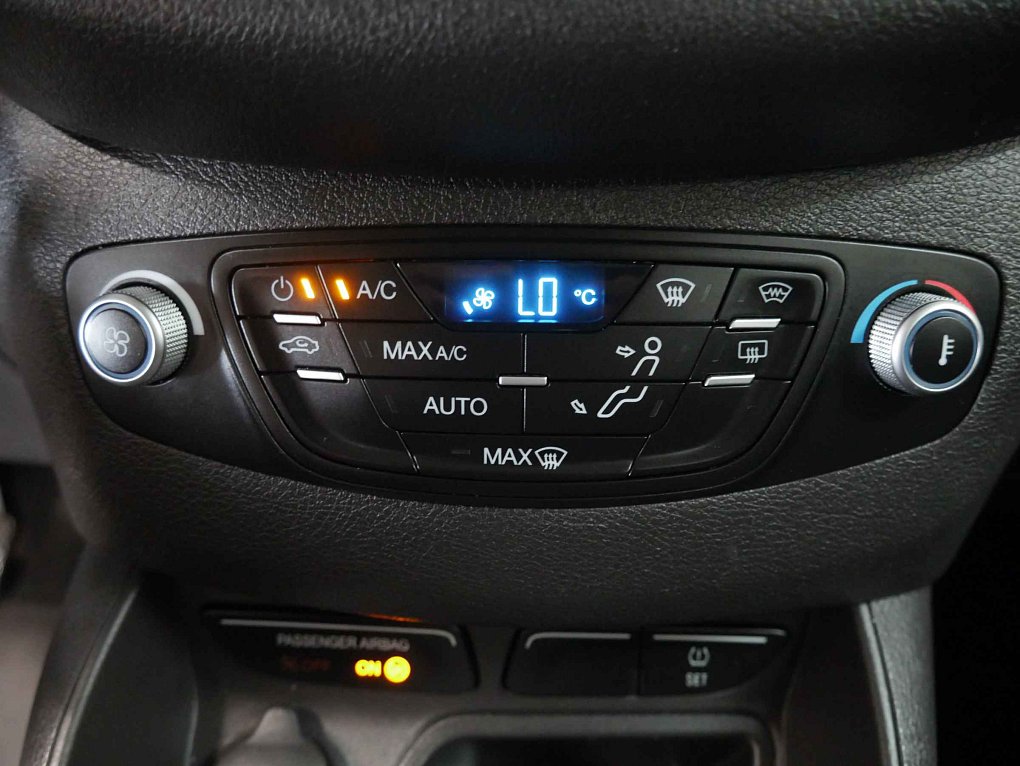 Ford Tourneo Courier 1.0EB 