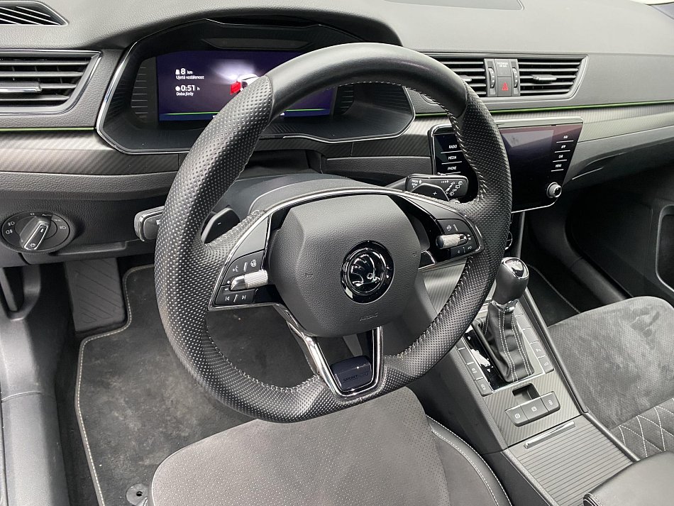 Škoda Superb III 2.0 TDi SportLine