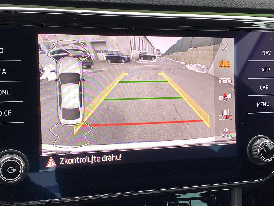 Škoda Superb III 2.0 TDi SportLine