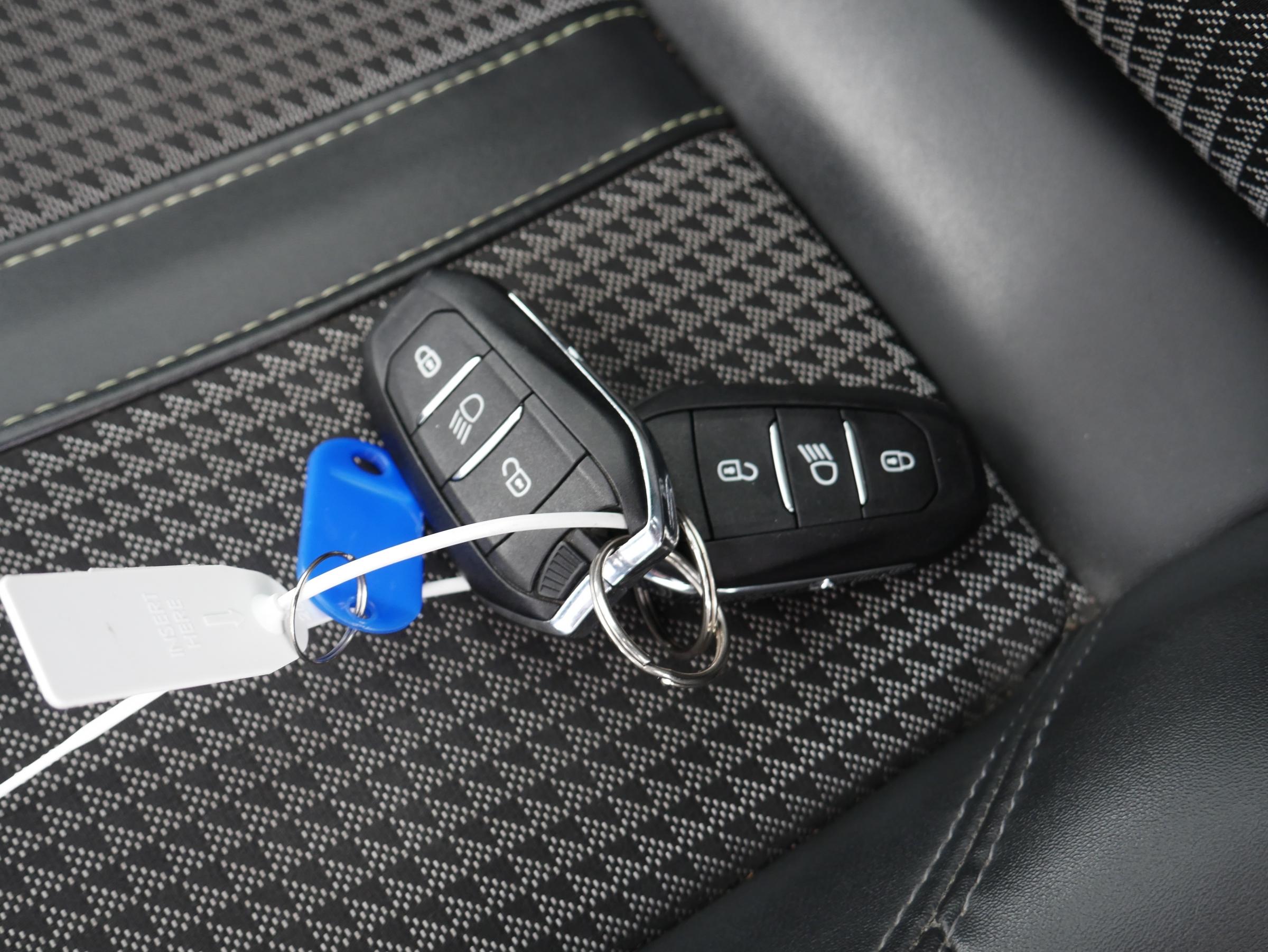 Peugeot 208, 2022 - pohled č. 17