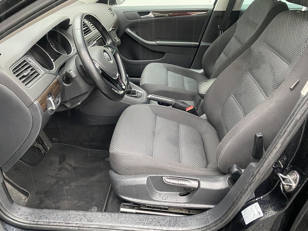 Volkswagen Jetta 2.0 TDi 