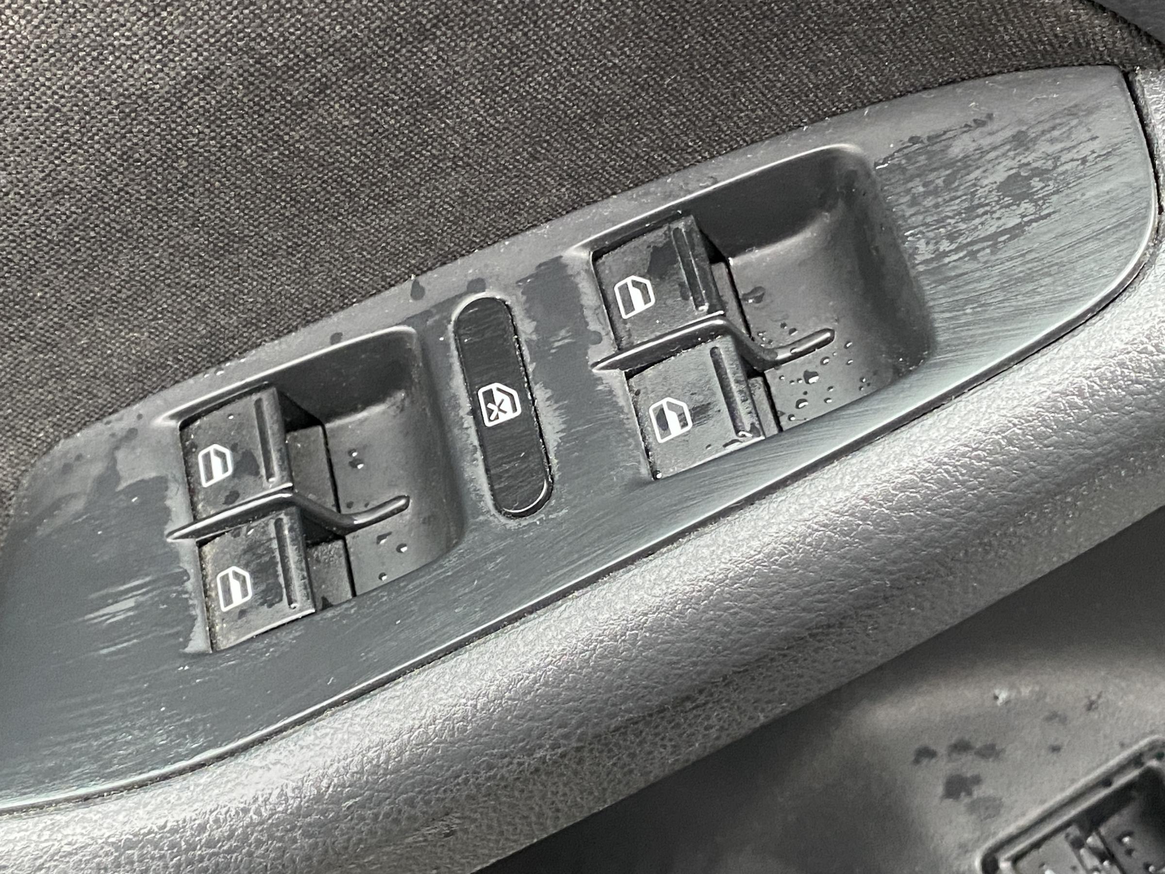 Volkswagen Jetta, 2014 - pohled č. 12