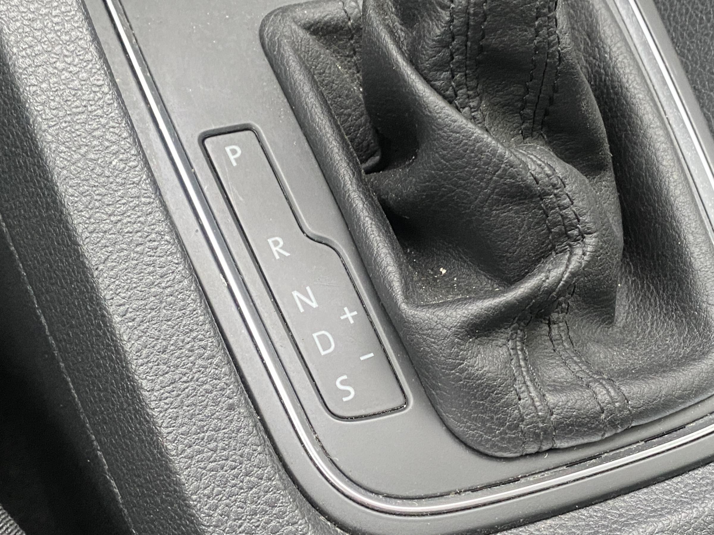 Volkswagen Jetta, 2014 - pohled č. 15