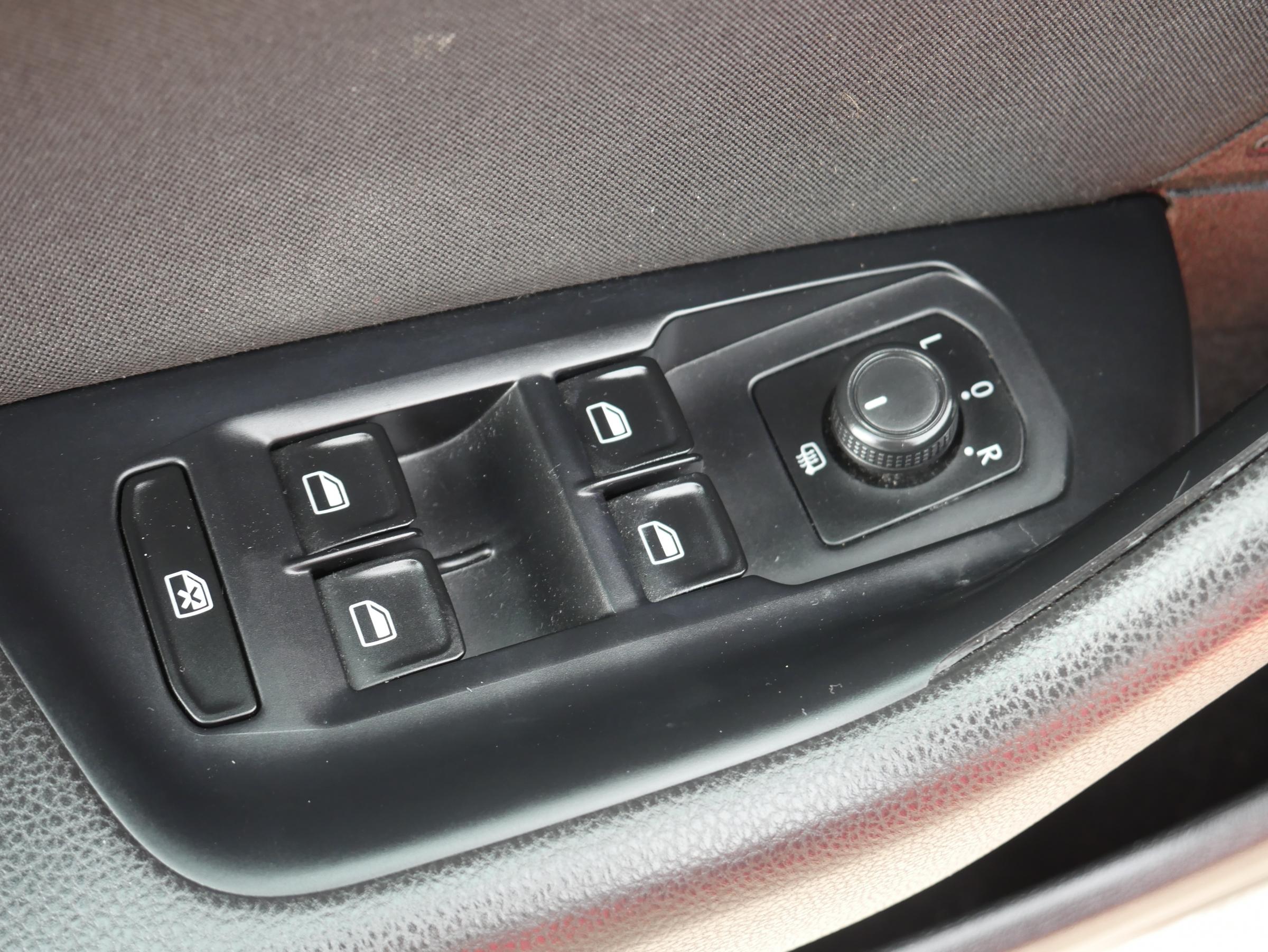 Volkswagen Passat, 2015 - pohled č. 17