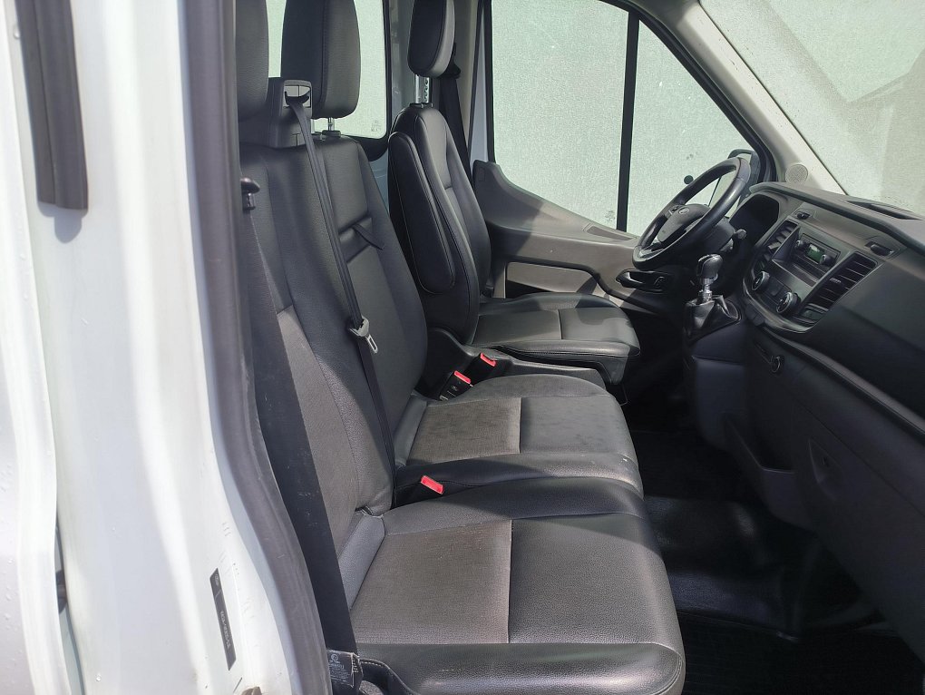 Ford Transit 2.0TDCi Trend L3H3 6míst