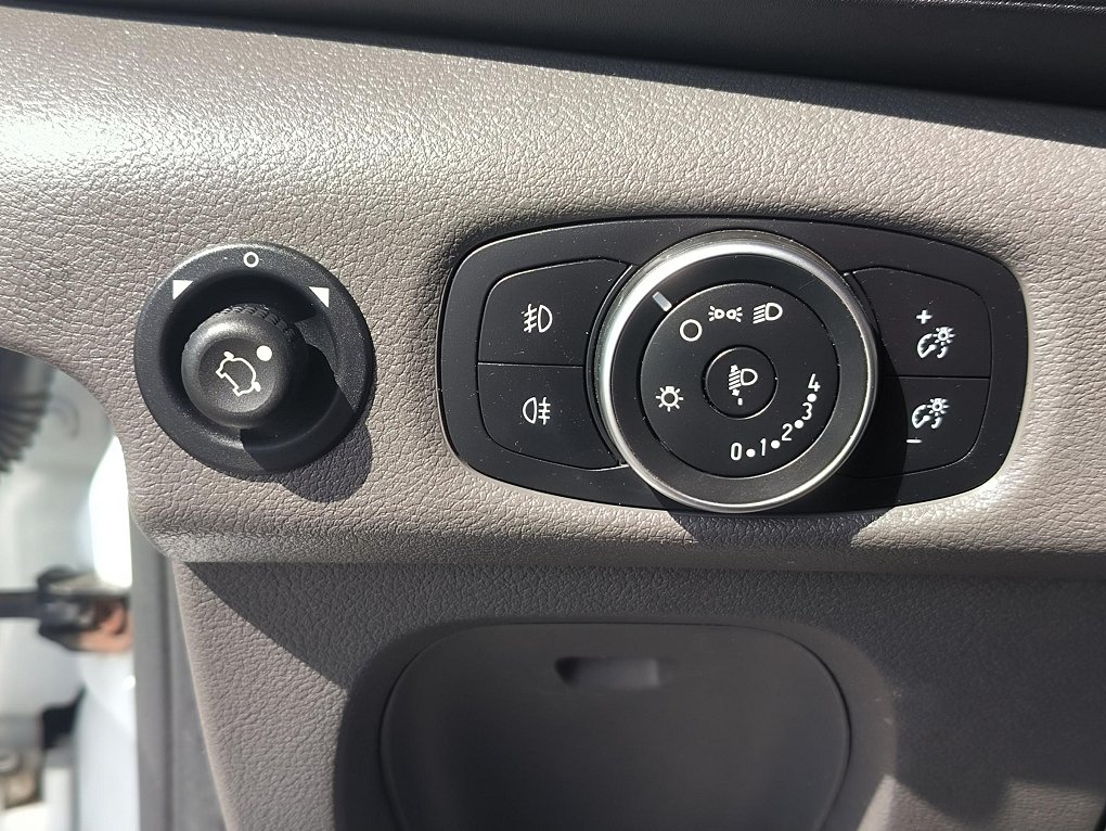 Ford Transit 2.0TDCi Trend L3H3 6míst
