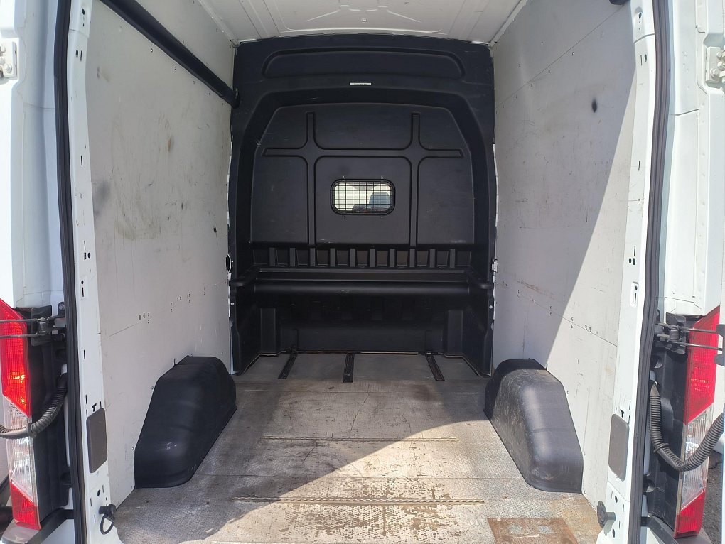 Ford Transit 2.0TDCi Trend L3H3 6míst