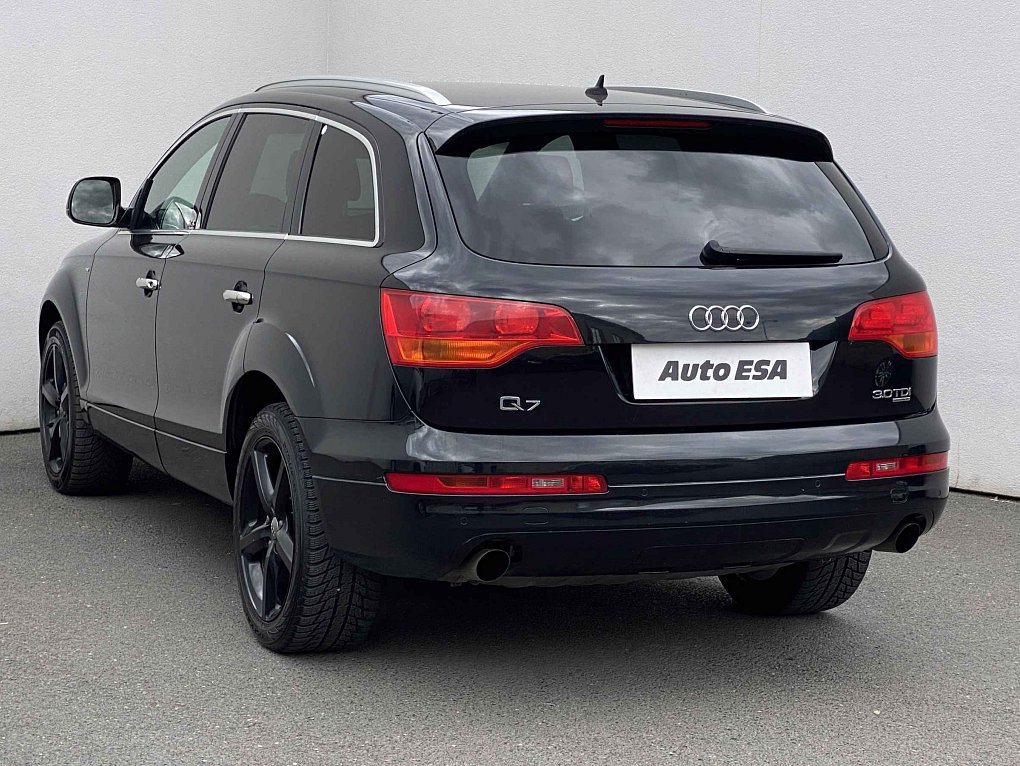 Audi Q7 3.0 TDI  Quattro