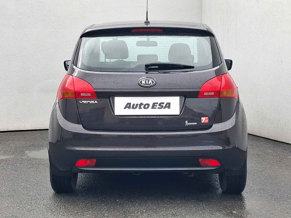 Kia Venga 1.4i 