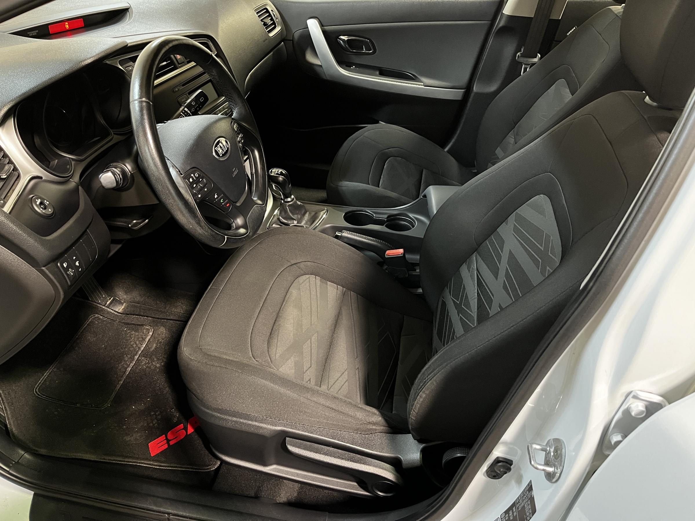 Kia Cee´d, 2015 - pohled č. 9