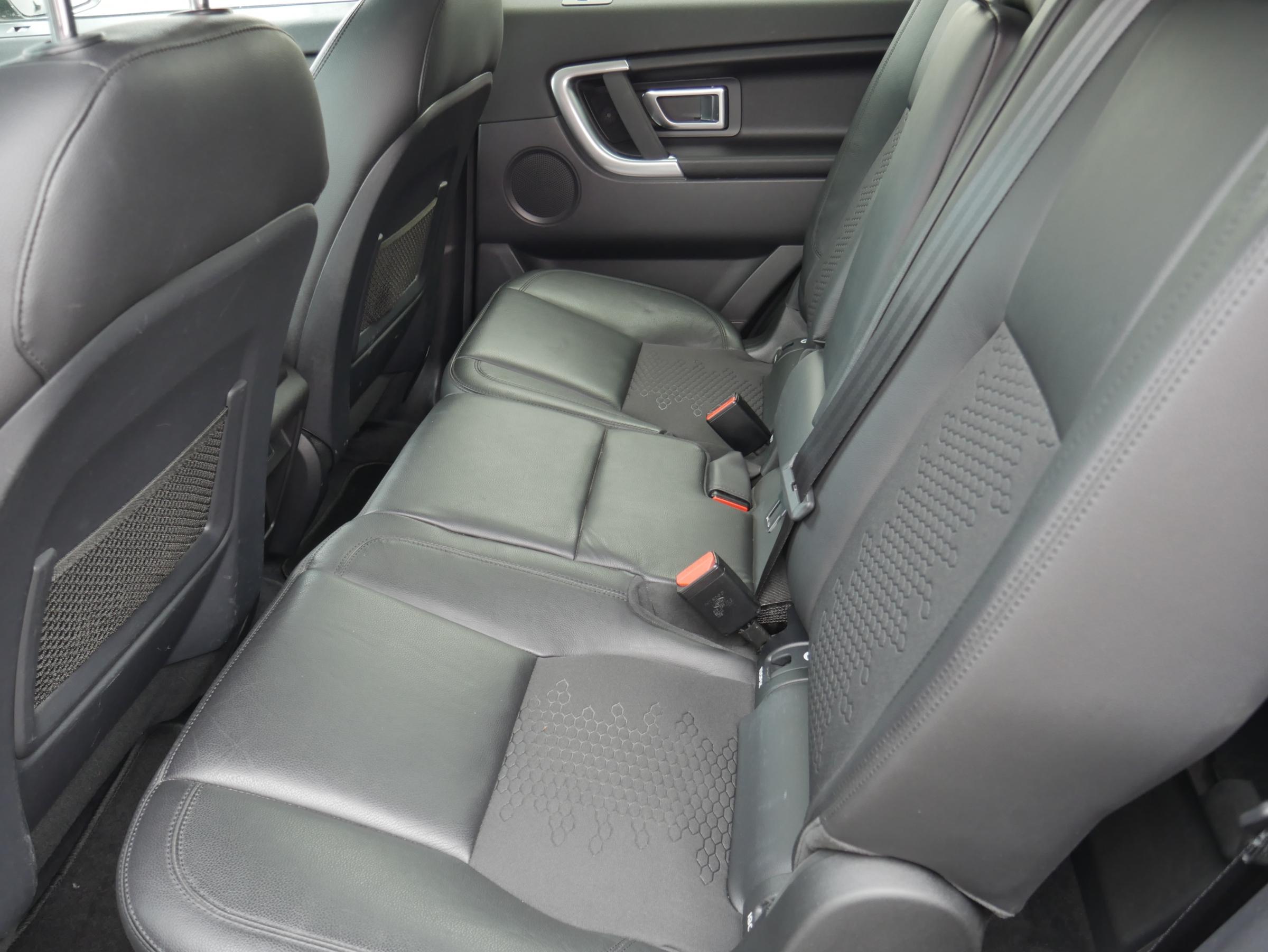 Land Rover Discovery Sport, 2019 - pohled č. 10