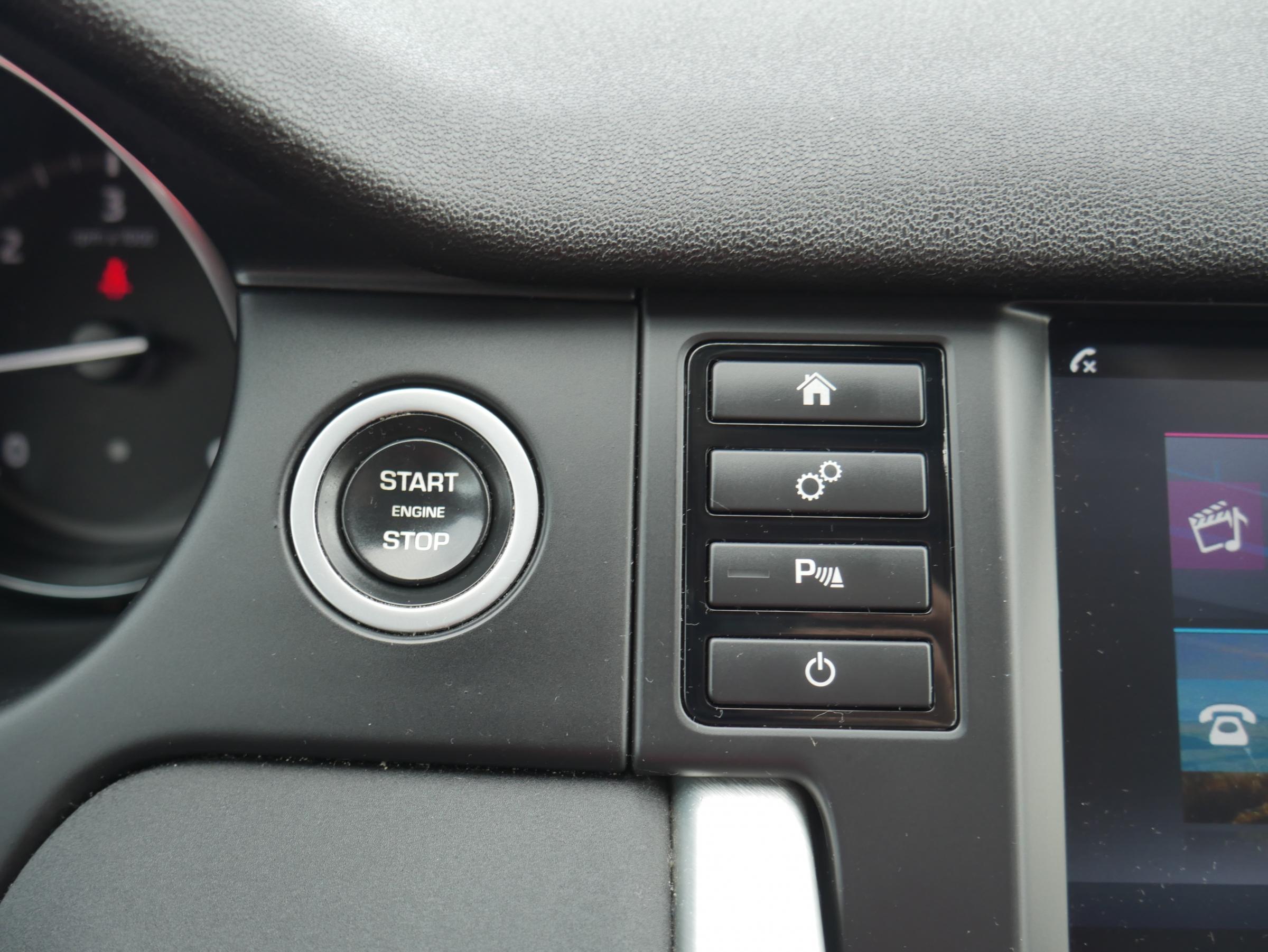 Land Rover Discovery Sport, 2019 - pohled č. 17