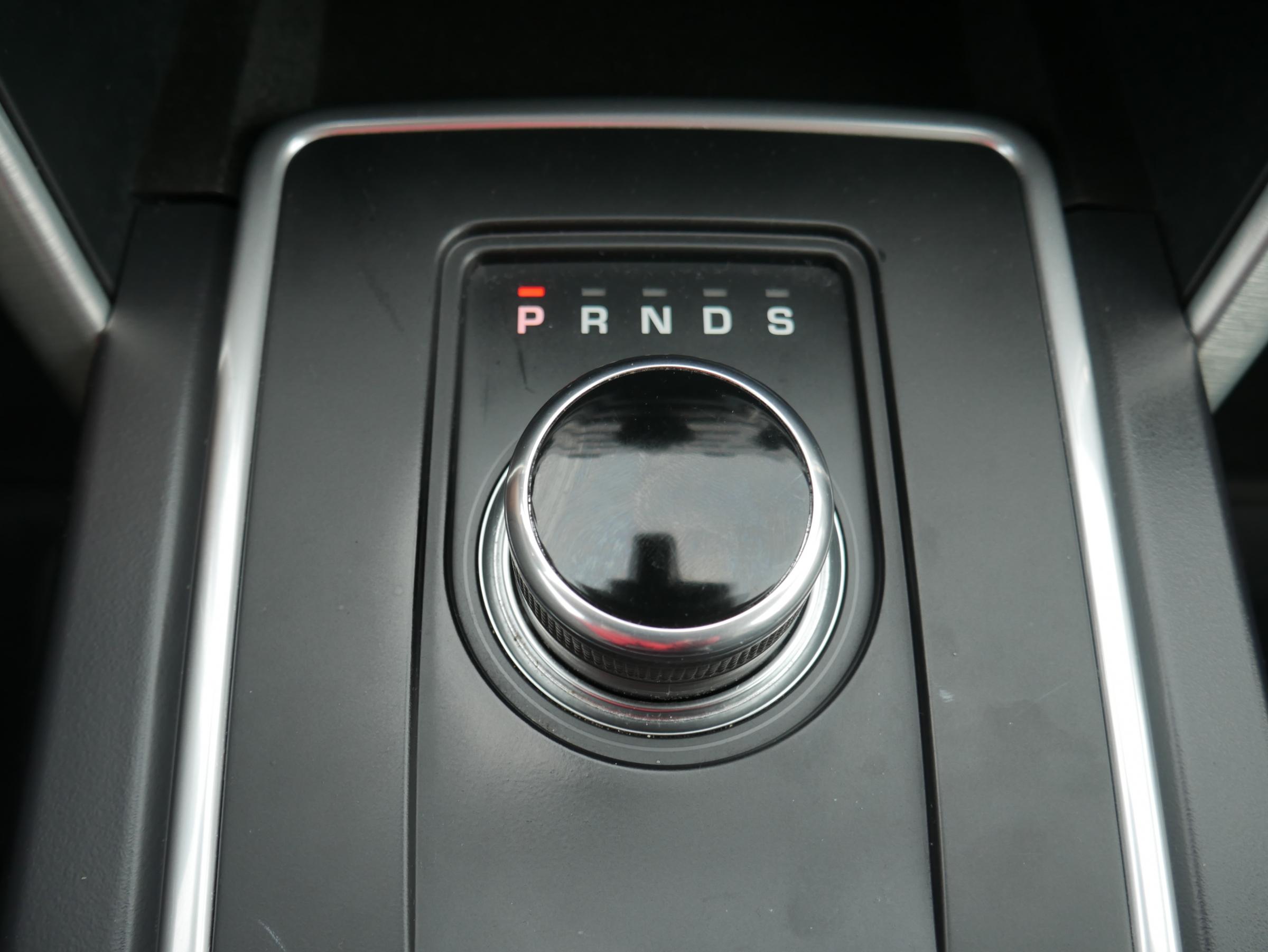 Land Rover Discovery Sport, 2019 - pohled č. 20