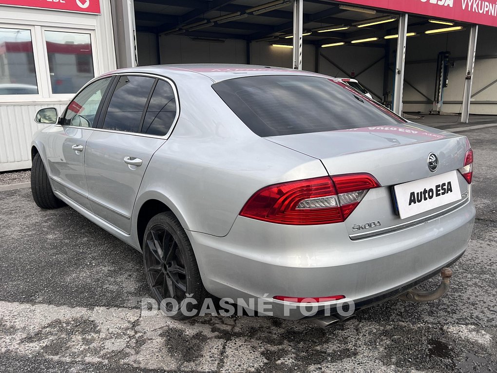 Škoda Superb II 2.0 TDi Elegance